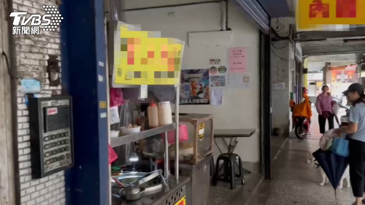 店家摸黑做生意。(圖/TVBS)