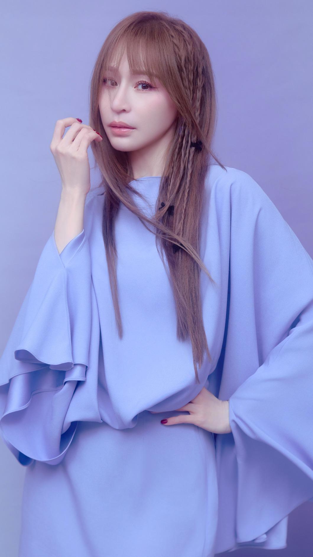 王心凌唱出放手的另一種成熟的理解。(圖/天晴娛樂提供)