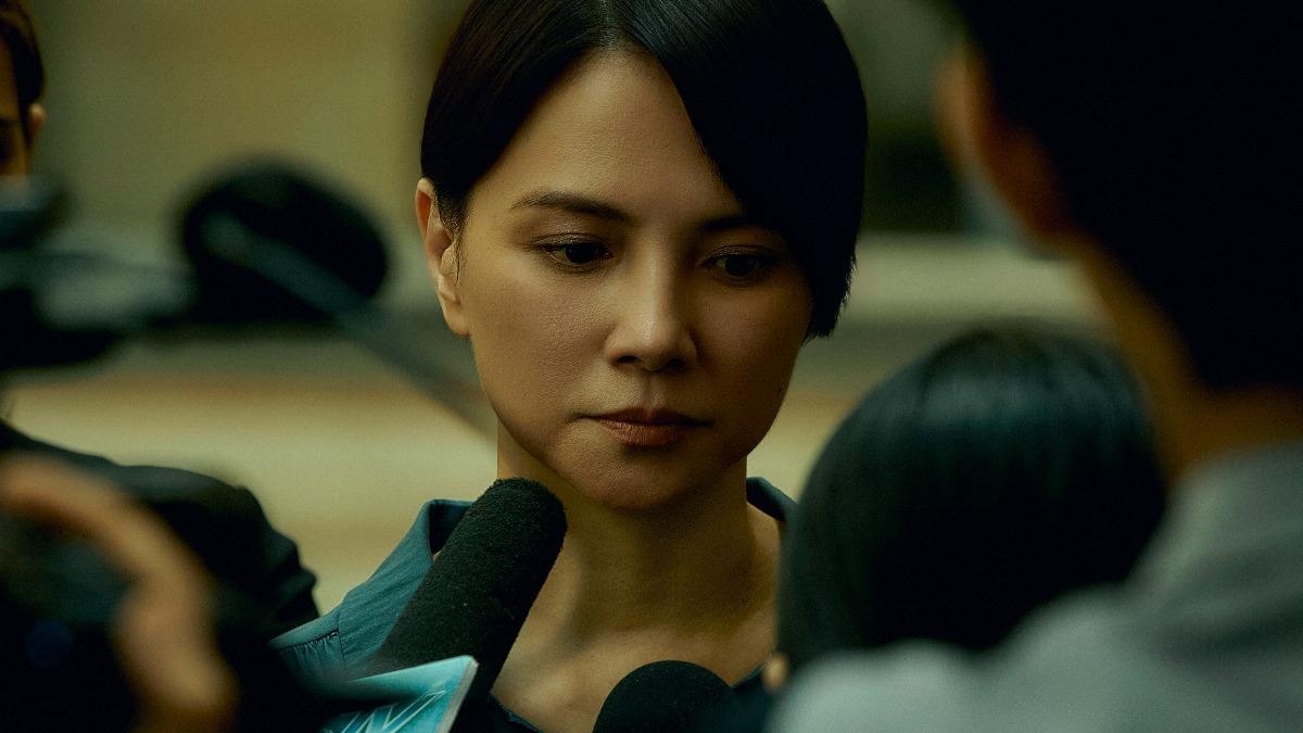 李心潔所飾演的趙靜,願為女兒不顧一切。 (圖/Netflix提供)