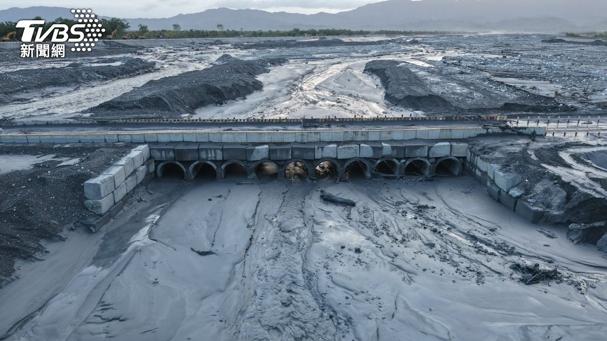 馬太鞍溪南岸建「超級堤防」 卓榮泰宣布百年防洪計劃:2027年底完工