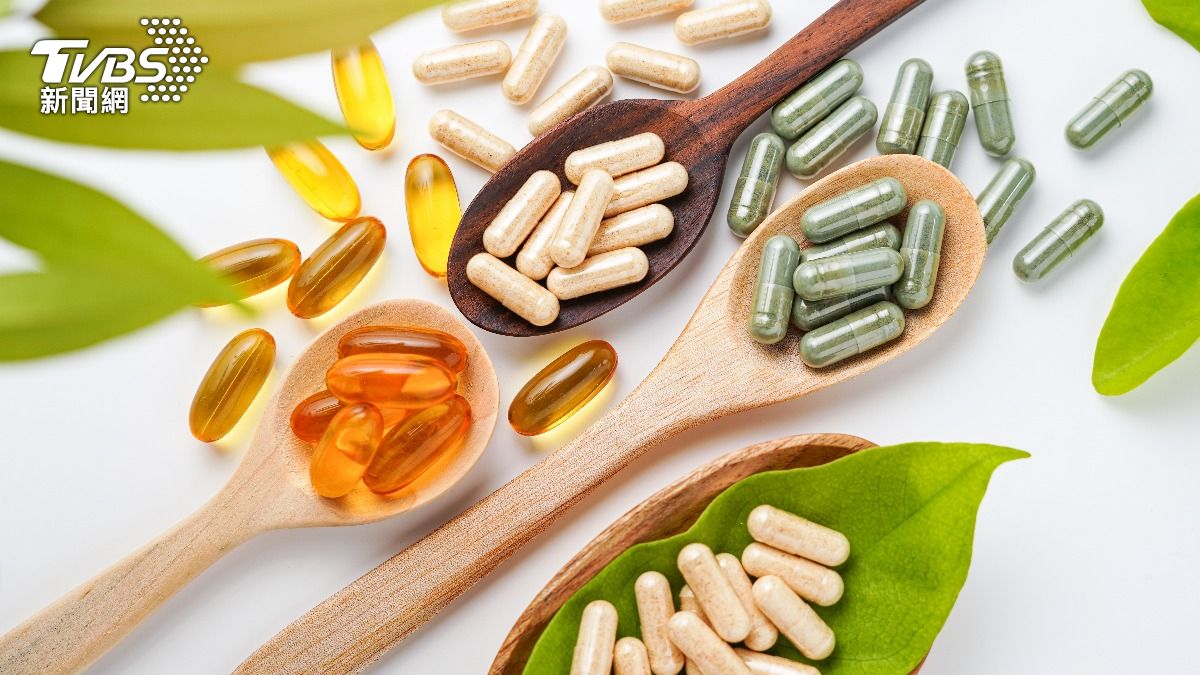 保健品不是越多越好!醫曝「這類維生素」過量恐釀神經病變