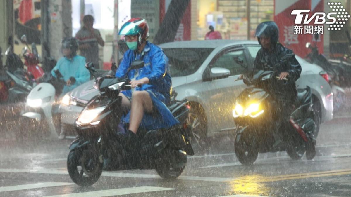 天氣/全台變天!「雨下到紅爆」熱區曝 耶誕節急凍濕冷