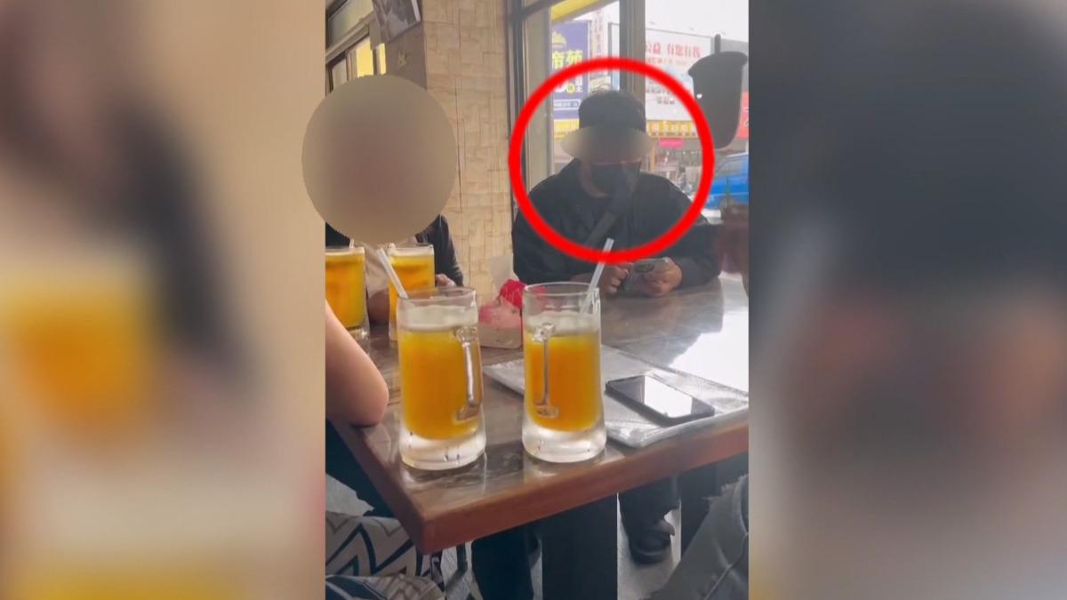 聲稱張小姐與不明男友帶著她外公去地政事務所抵押房產,設定250萬元債務。(圖/TVBS)
