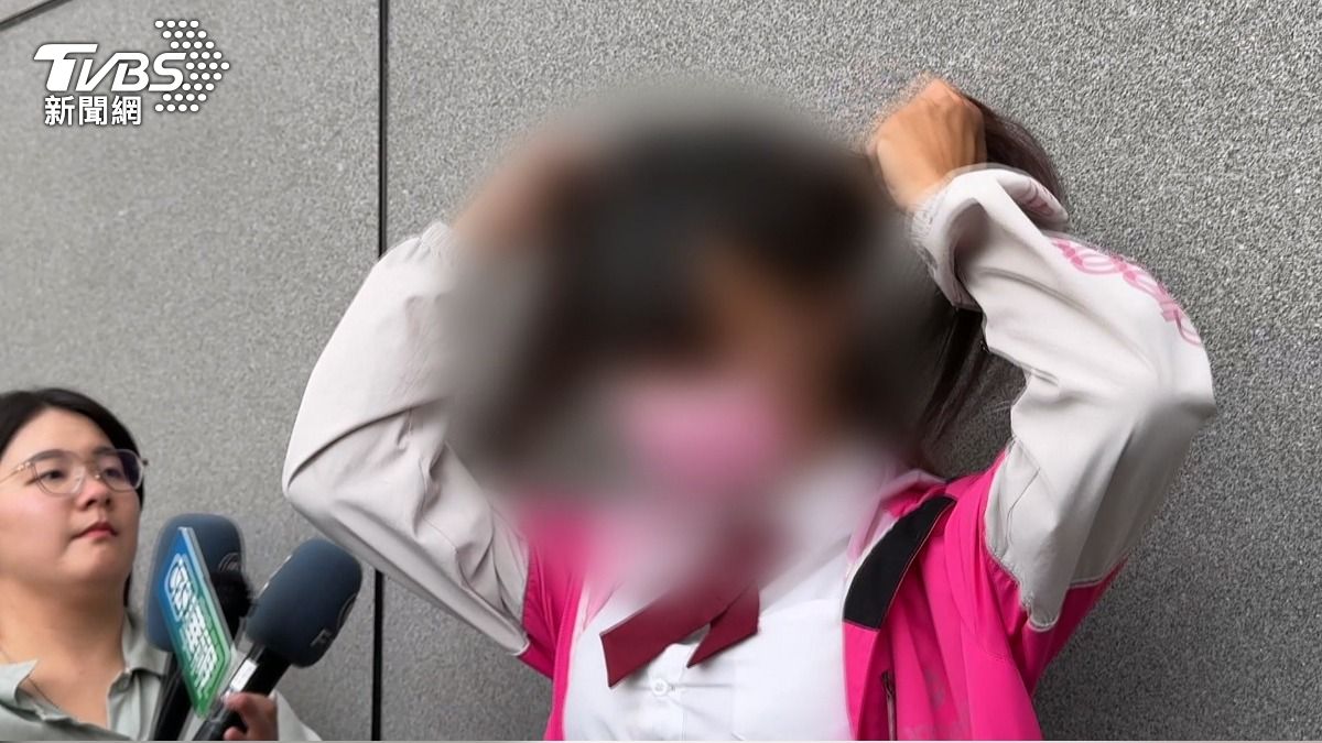 Yuki偽造文書案庭審現形!長髮染深色 「日本人」流利中文讓人傻眼。(圖/TVBS)