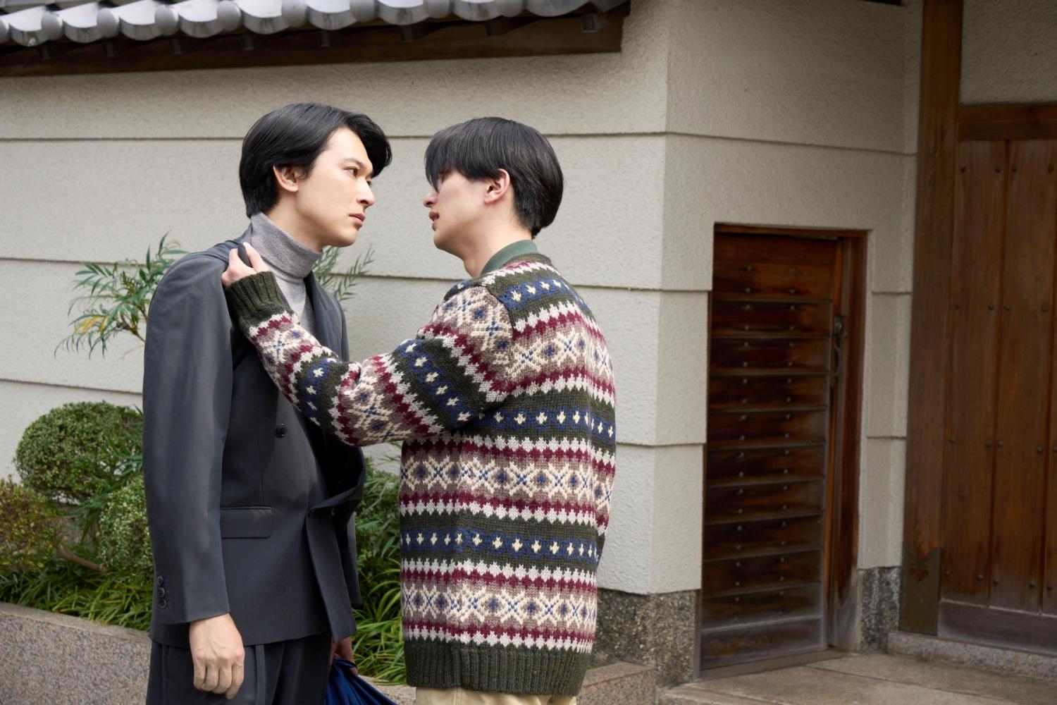 李相日認為吉澤亮（左）、橫濱流星的關係難以定義。（圖／翻攝自kokuhou_movie推特）