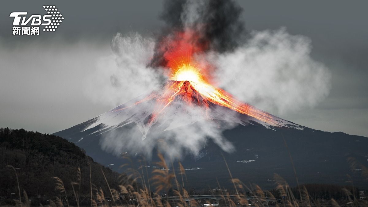東京都首次模擬富士山噴發後,掃除火山灰策略。 (圖/達志影像Shutterstock)
