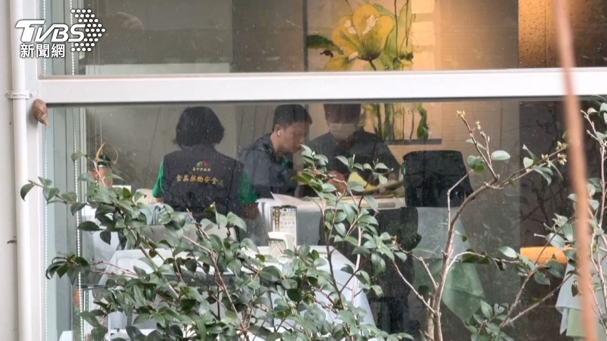 「食安處緊急稽查」台中法式餐廳疑似食物中毒，10人急診腹瀉。(圖／TVBS)