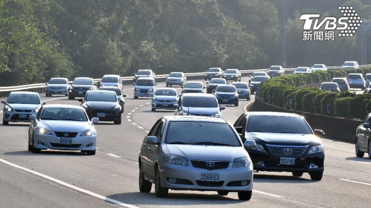 光復連假第2天!國道「19地雷路段」曝 國5北向恐塞到半夜