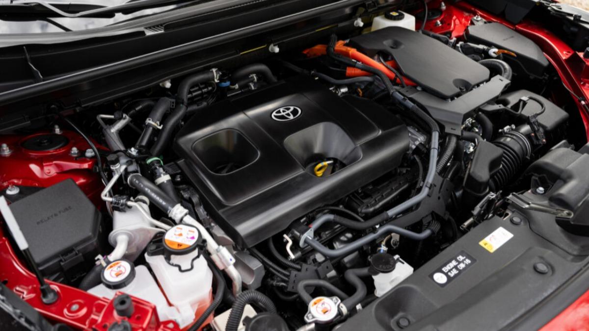 新世代RAV4在美國提供Hybrid以及PHEV兩種動力選擇。(圖/Toyota提供)