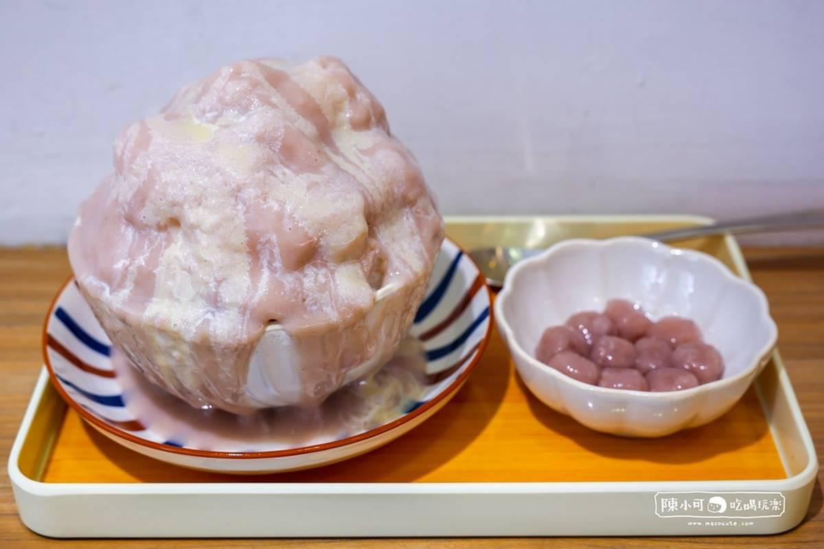 芋頭控絕對會很愛的「芋頭艦隊冰」，整碗芋泥層次豐富。（圖／陳小可的吃喝玩樂）