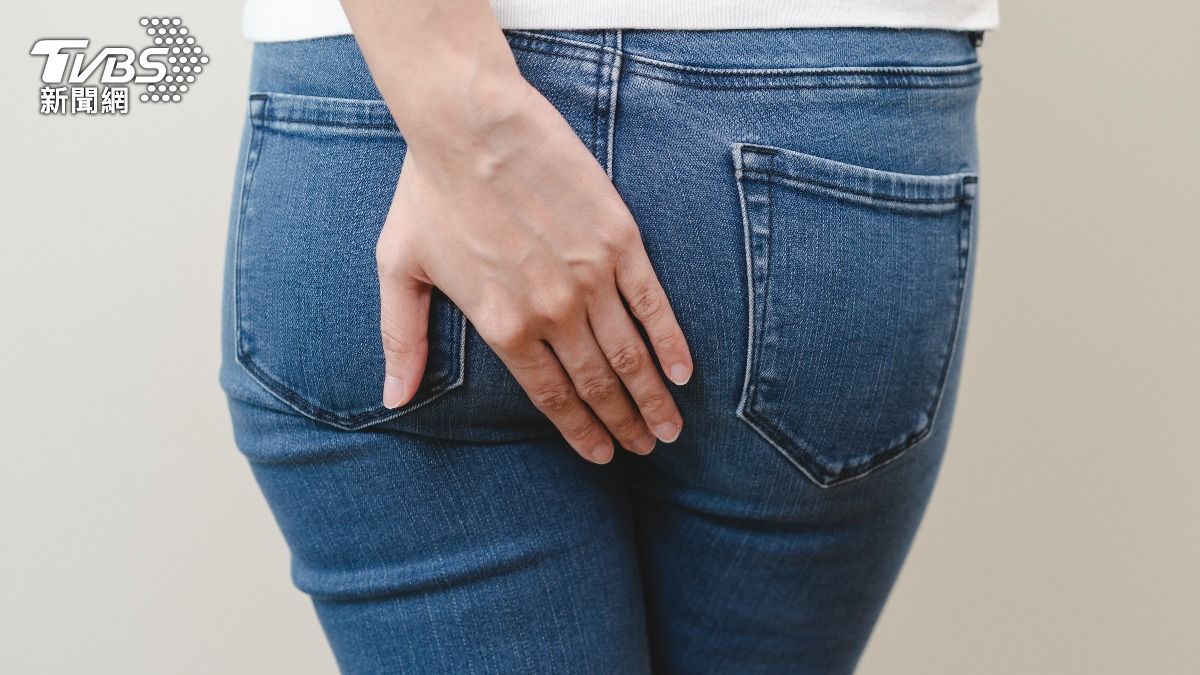 一天放屁20次!27歲陸女確診大腸癌 醫揭:「2味道」別輕忽
