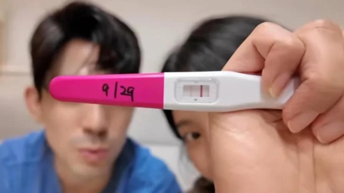 金敘妍1個月前剛宣布懷孕。（圖／翻攝自YouTube）