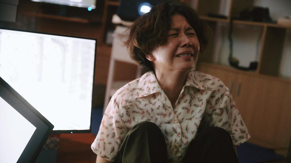 于子育崩潰痛哭。(圖/笙根蘭陽提供)