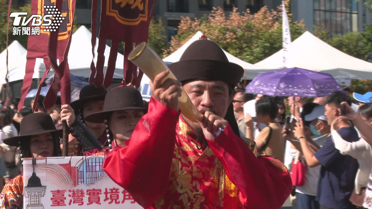 各式古代戰士悉數登場。這些裝扮可不是道具戲服,而是實境角色扮演者的心血結晶。(圖/TVBS)