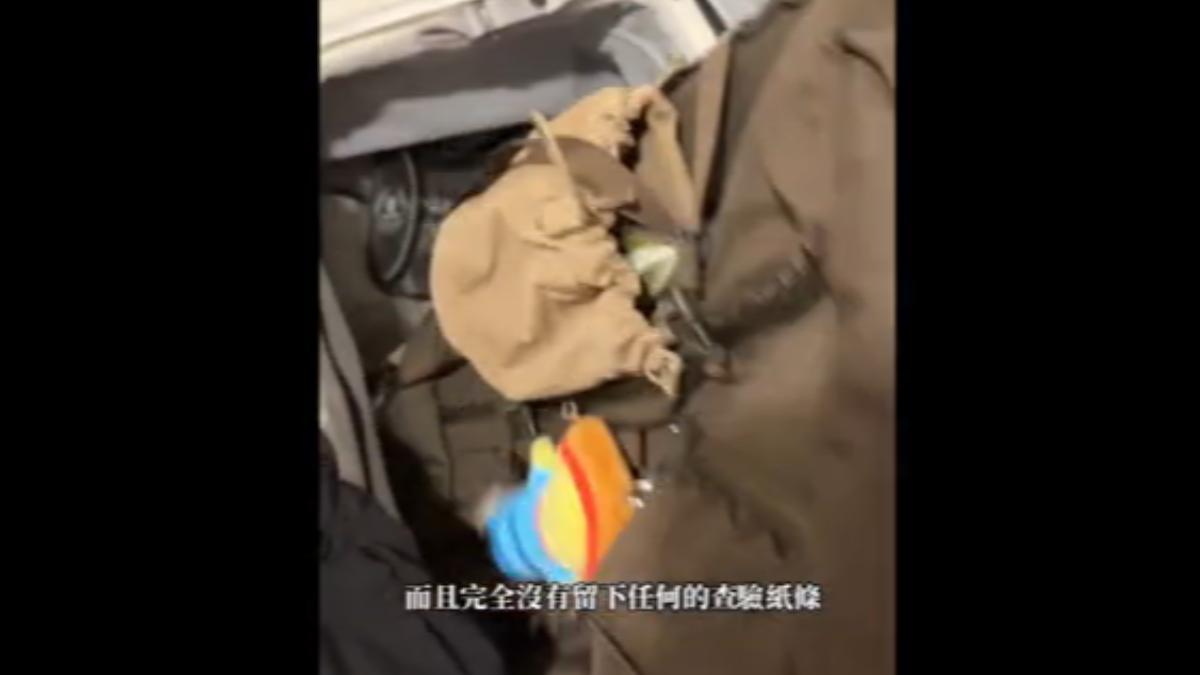 有攝影師搭乘中東的航空轉機2次到葡萄牙,結果落地發現行李箱遭撬開。(圖/@frankucc授權提供)
