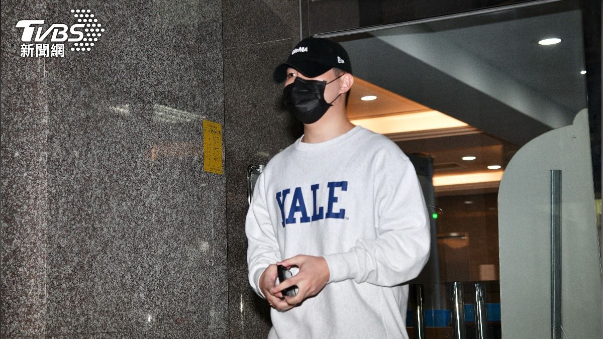 演藝圈9閃兵藝人、宏泰二代、台大學霸都認罪 求輕判緩刑踢鐵板