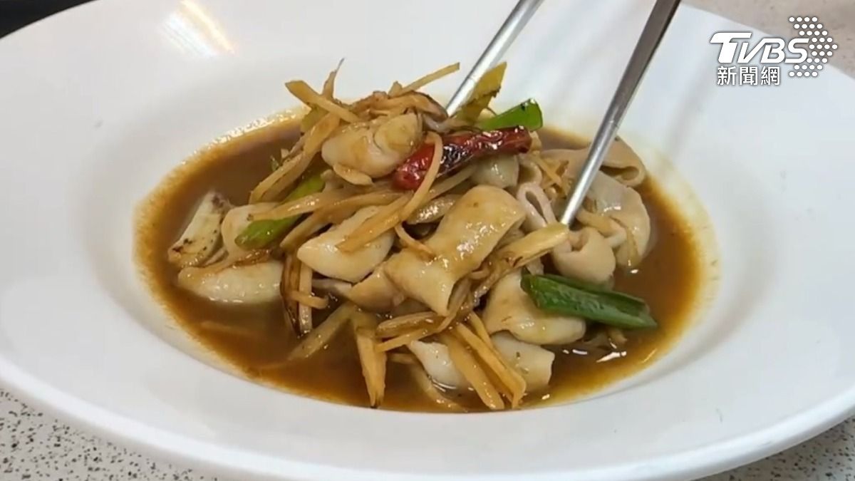 客家菜薑絲和大腸,在豬肉大缺貨的時候,短時間內恐怕無法在熱炒店點到這道菜。(圖/TVBS)