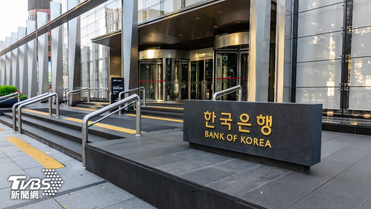 全球央行掏金熱!這國已不買12年 宣布將重啟購金