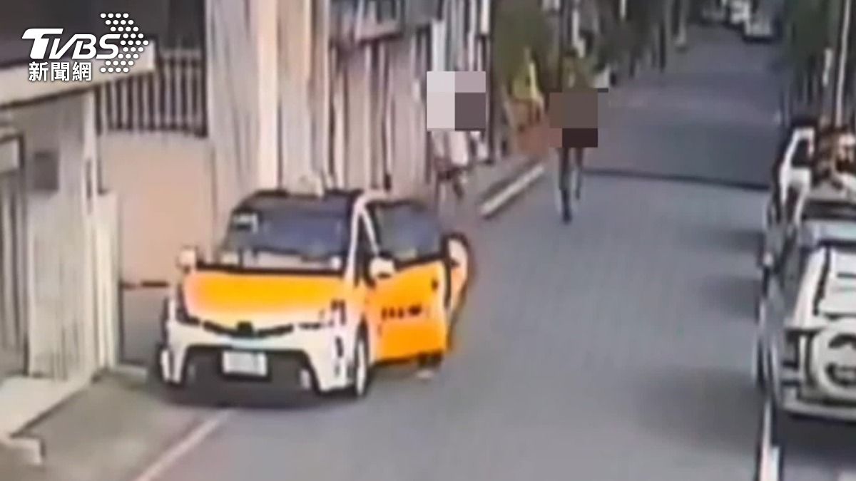 詐團黑吃黑,埋伏搶車手面交現金500萬。(圖/TVBS)