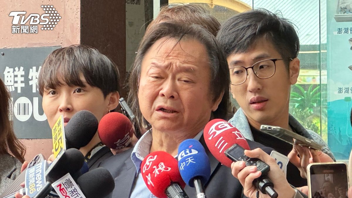 民進黨立委王世堅讚沈伯洋是好人選。(圖/潘袁詩羽攝)