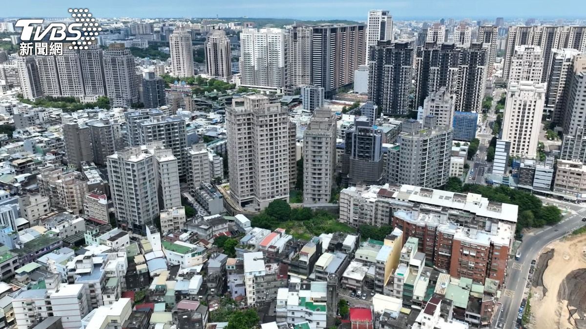 房仲靠AI求生存!帶看量暴跌 他曝「關鍵轉機點」熬過低迷期