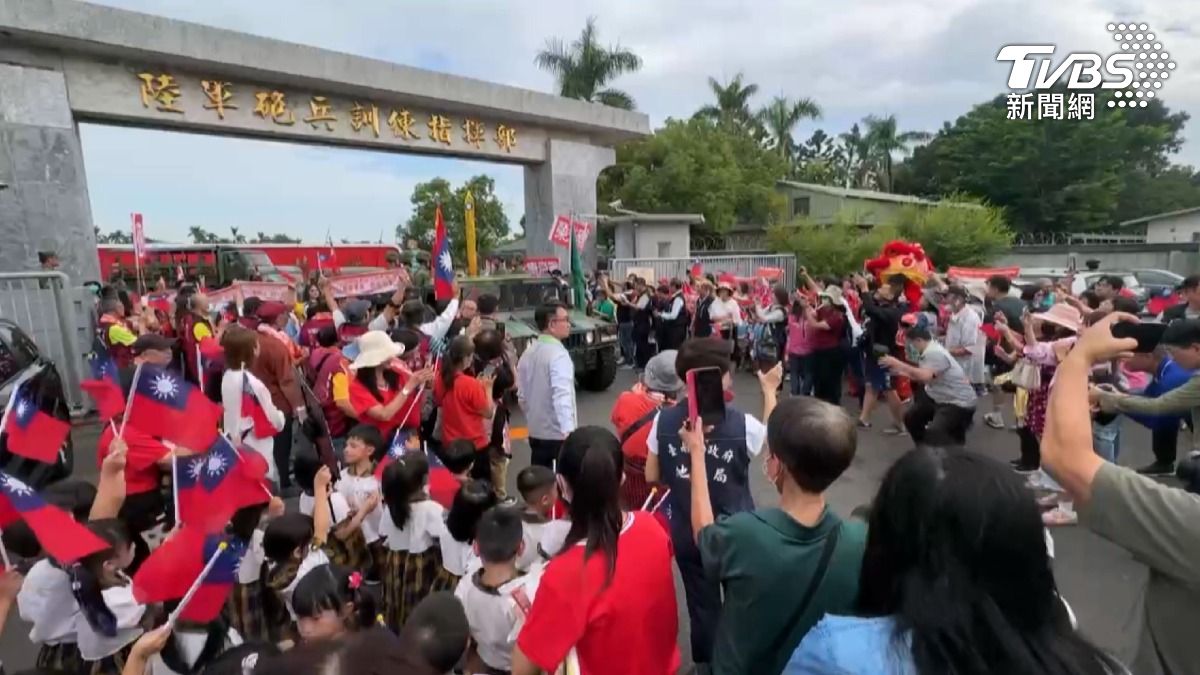 台南永康砲校最後一批部隊於10月30日正式離開,結束了在永康73年的駐紮歷史。(圖/TVBS)