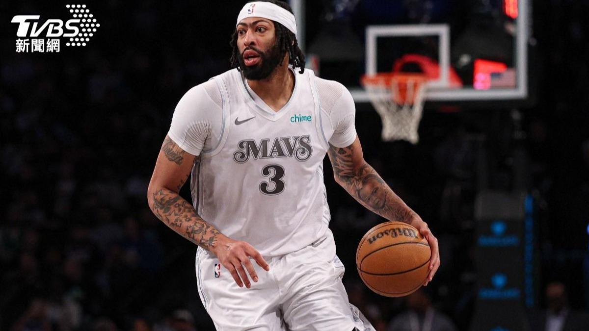 NBA／阿基里斯肌腱病變！戴維斯又傷　首節「一瘸一拐」退場