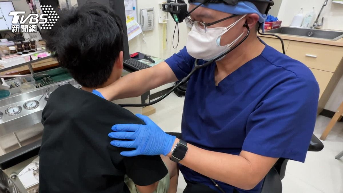近期咳嗽病患變多，診所表示至少增加三成，病因大多是感冒、流感或者是感染RSV。（圖／TVBS）