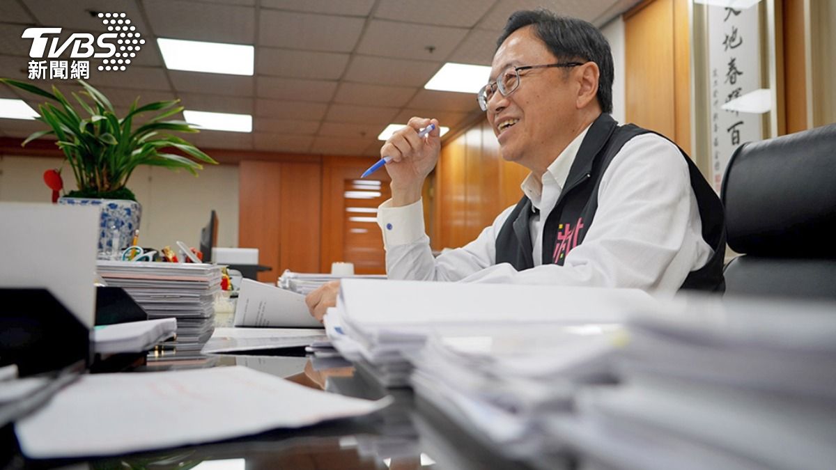 張善政在桃園有現任優勢,走工程師治理路線,成立全台第一個婦幼局,打造友善生養環境。(圖/柯勝雄攝)