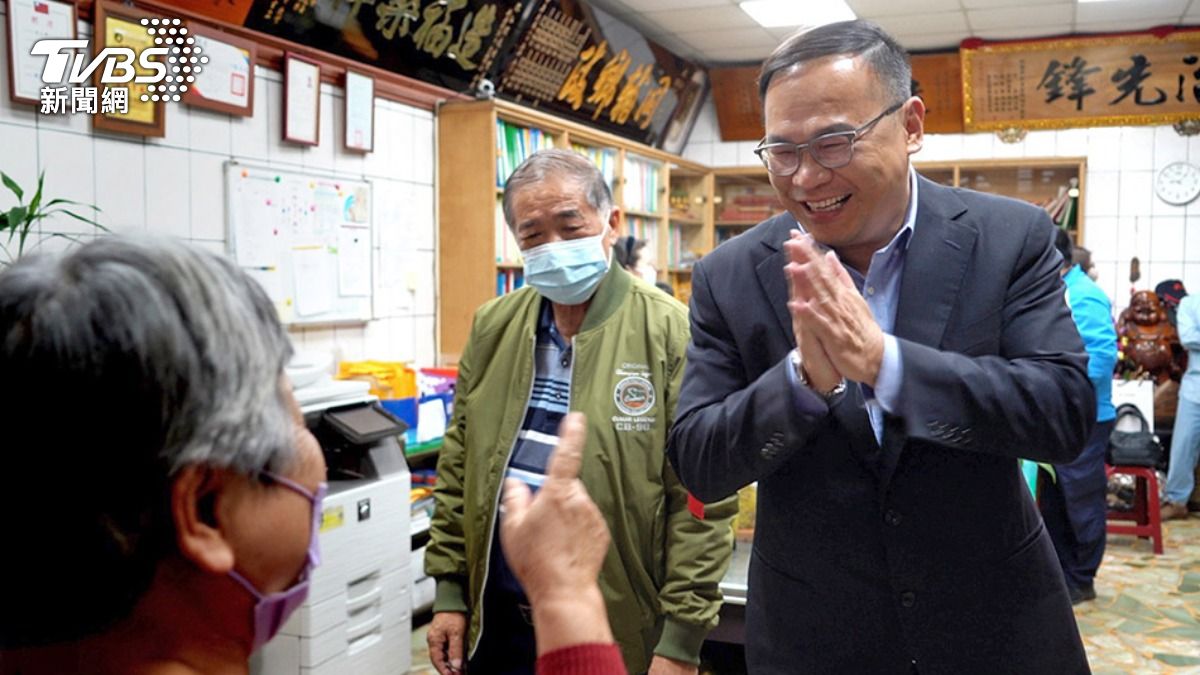 選民聲聲呼喚「下屆桃園市長就是你」！王義川的任務是讓桃園議員全連任。（圖／柯勝雄攝）