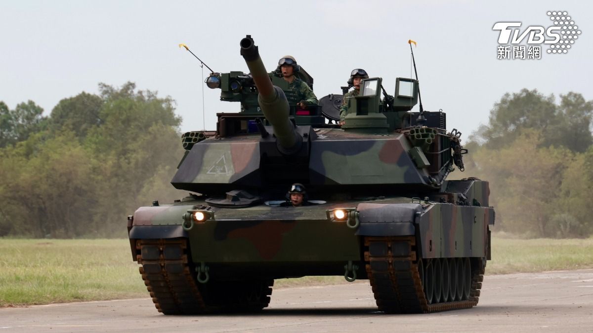 我向美方採購被稱為「地表最強戰車」的M1A2T戰車,今(31)日在新竹湖口基地舉行成軍典禮。(圖/潘建樺攝)