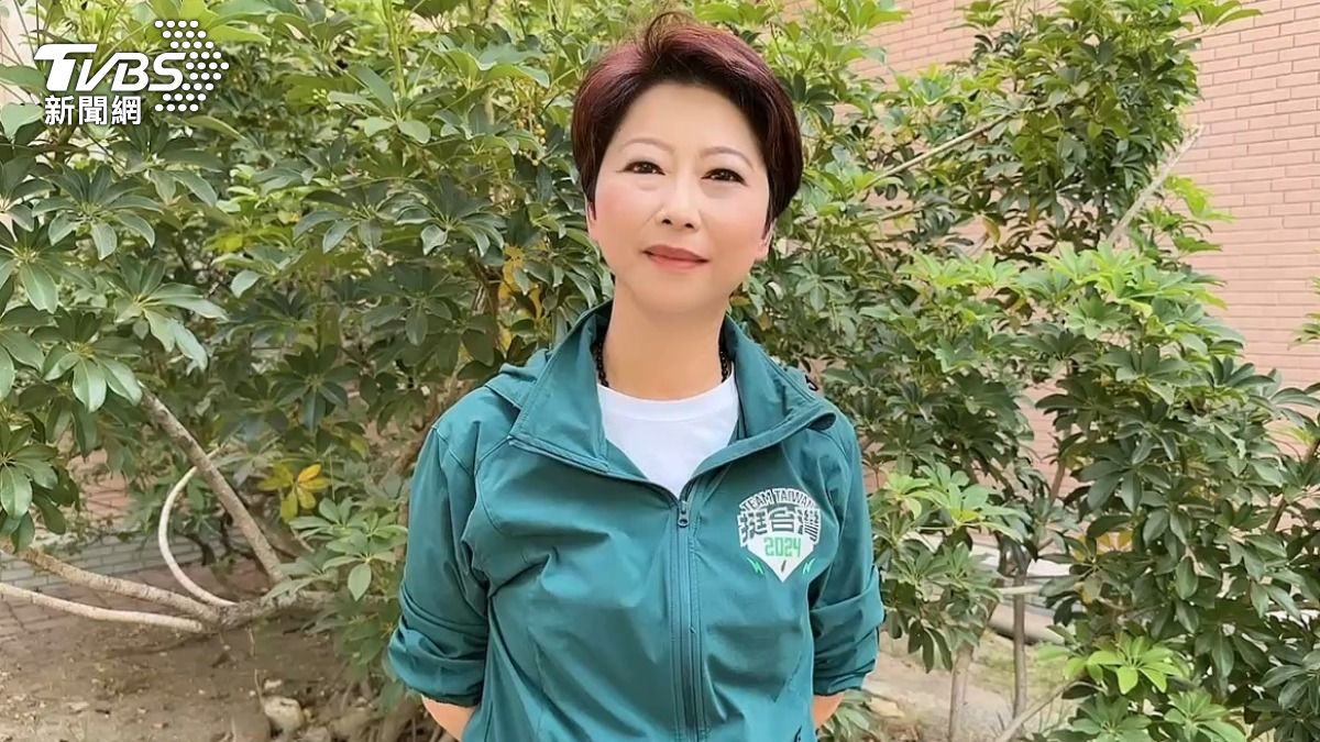 民進黨立委陳亭妃回應,有人有意無意用所謂的內幕消息干擾民進黨初選過程,這與掛不掛看板毫無關係(圖/TVBS)