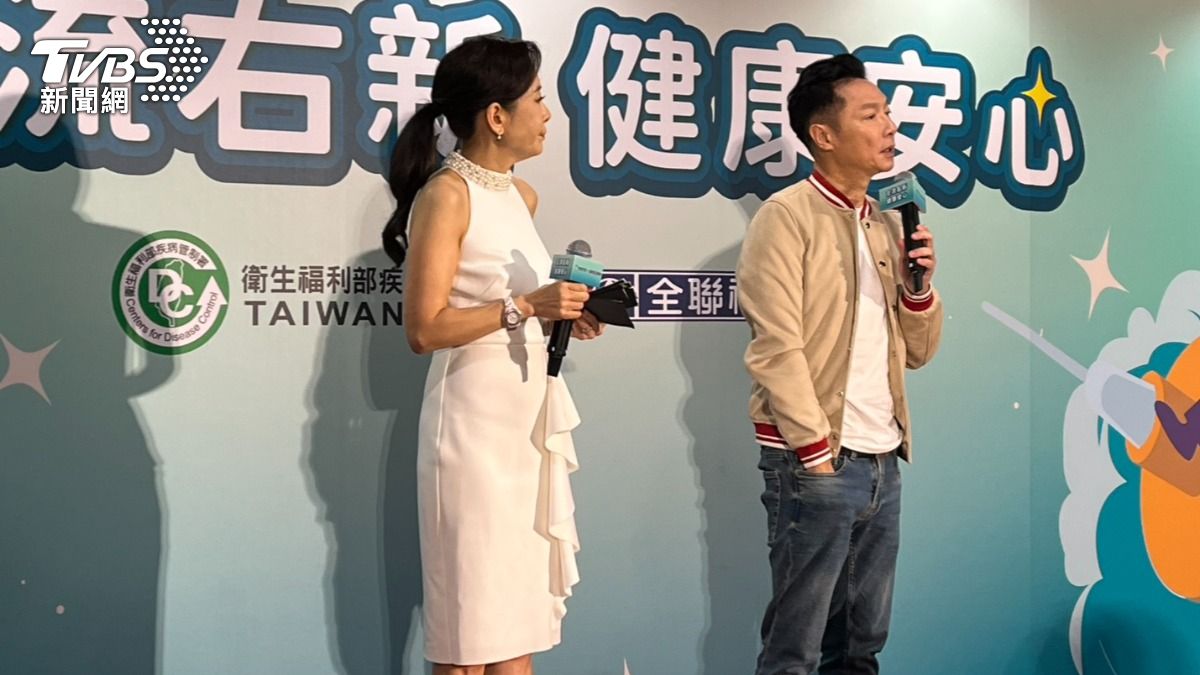 防疫大使謝祖武與曲愛玲也在現場捲起袖子接種疫苗。（圖／沈冠勳攝）