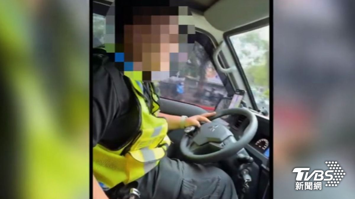 無照撞死機車騎士,控盧姓男子非首次駕駛救護車。(圖/TVBS)
