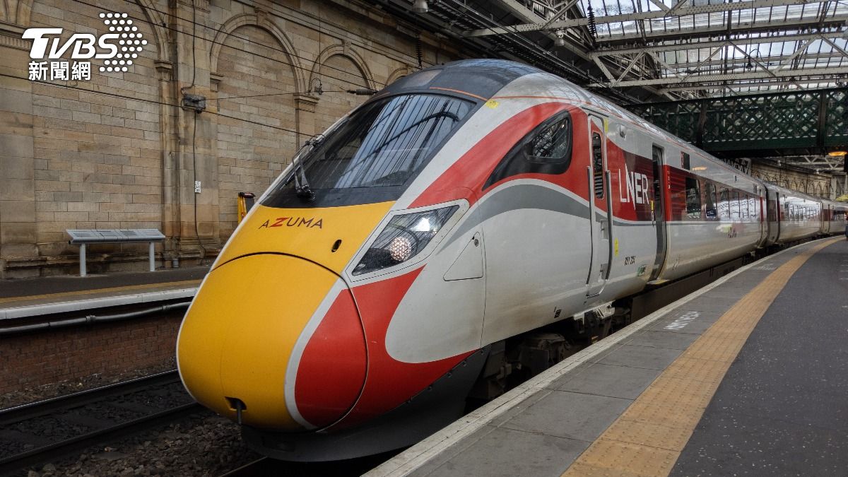 英國火車無差別攻擊!2嫌持巨刀車廂狂砍 9人命危