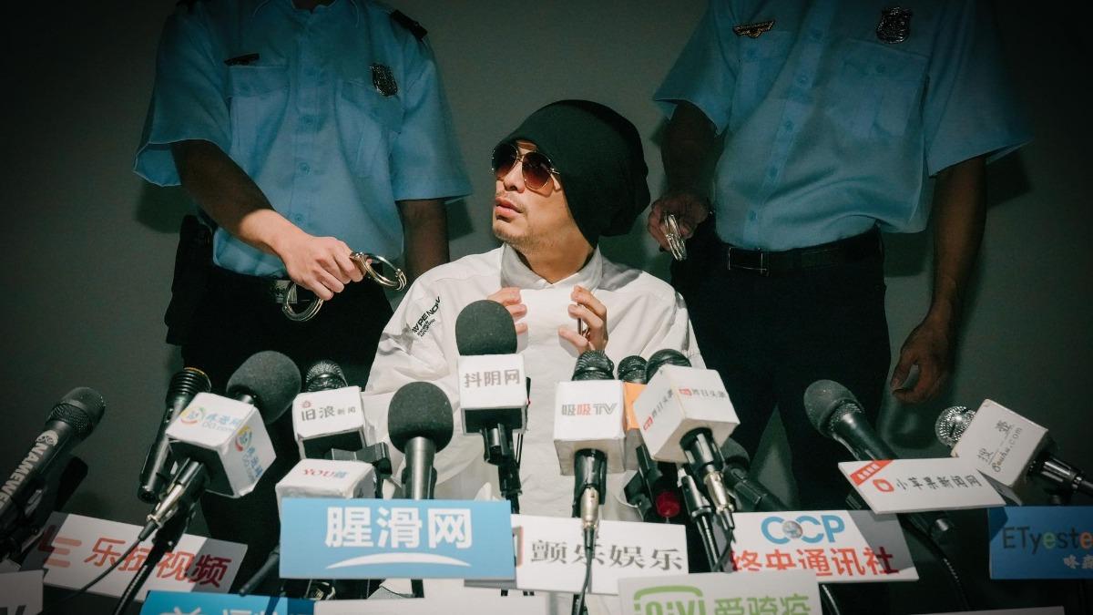 黃明志多次因為爭議事件躍上新聞版面，也曾被捕入獄。（圖／取自黃明志臉書）