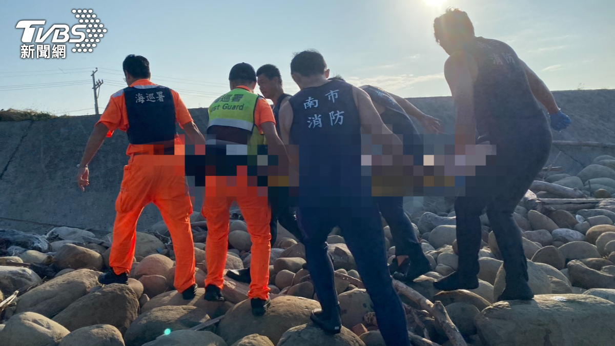 台南曾文溪口赫見男性遺體！身分曝光　家屬悲痛認屍
