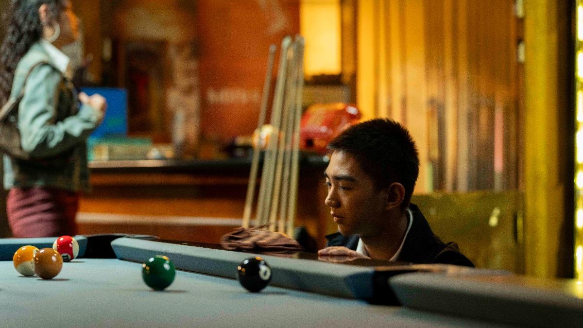 陳玄力在片中飾演叛逆翹課少年。(圖/百景映畫提供)