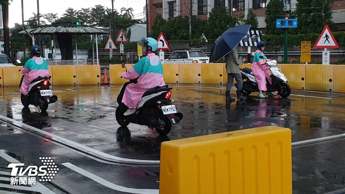 每人補助1300元外，嘉義市府再加碼補足差額。（圖／TVBS）