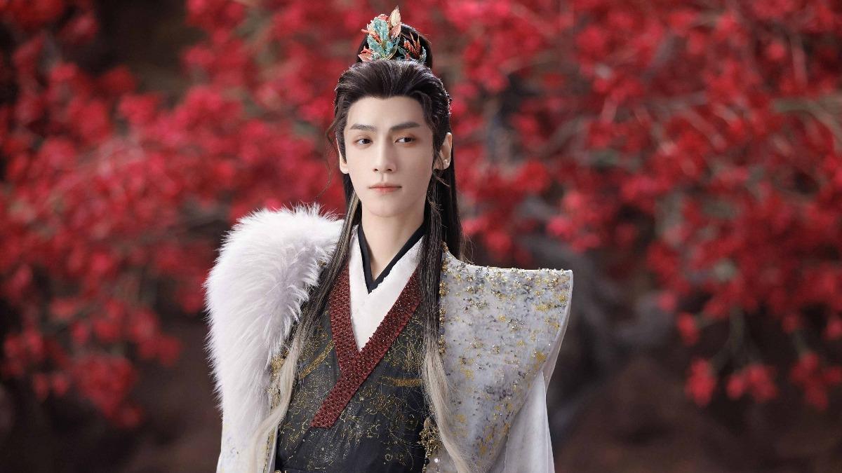 847套華服打造武俠美學 「龍的傳人」羅雲熙博美名