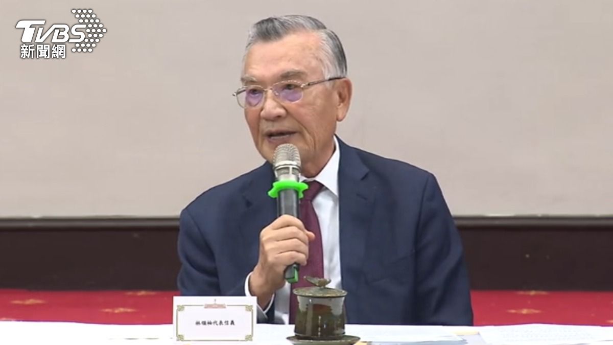 APEC領袖代表林信義報告峰會成果,並以「花若盛開,蝴蝶自來」總結成果。(圖/TVBS)