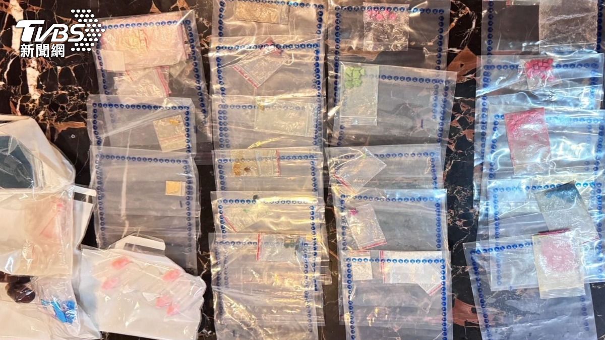 警方查獲大量毒品。（圖／TVBS）