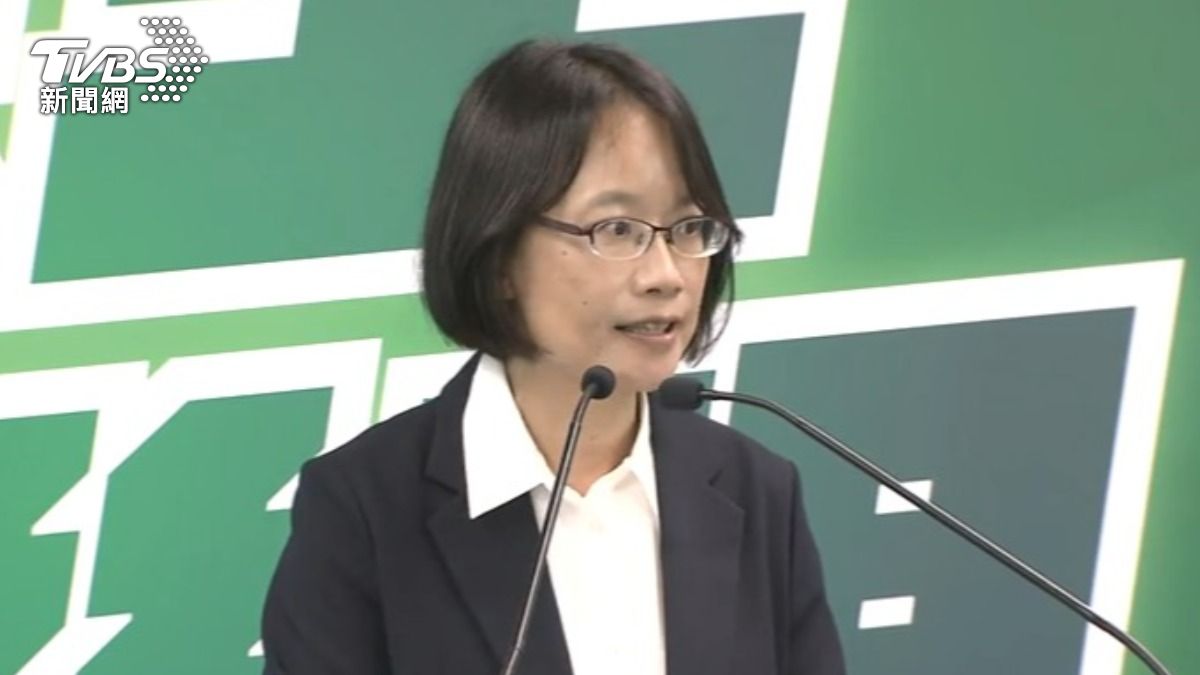 吳音寧酸謝典霖「靠爸洋洋得意」　他狠嗆：酬庸仔妳最沒資格