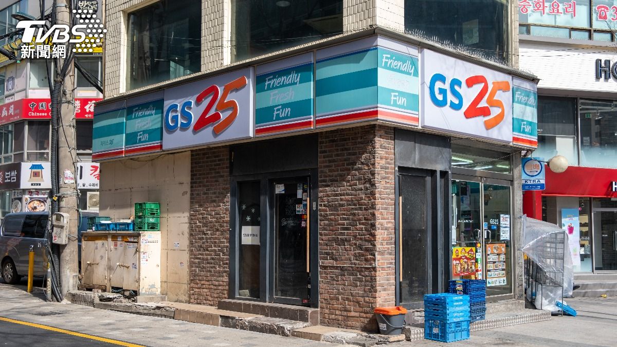 弘大商圈某間GS25爆出店員悄悄騙顧客錢的事件。（示意圖，與本事件無關／shutterstock達志影像）