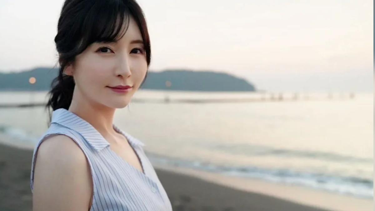 日本傳奇AV女優佐佐木明希復出。(圖/翻攝自佐佐木明希X)