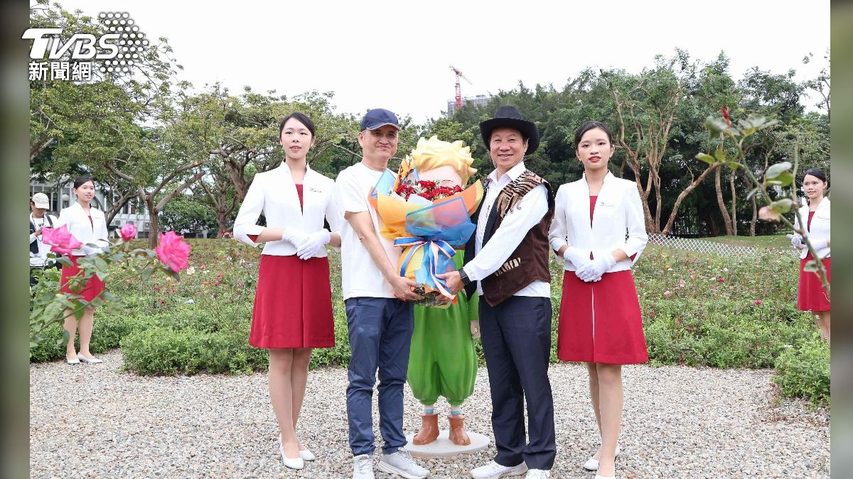東海大學(1)日舉行「東海牛奶節嘉年華」暨「小王子玫瑰園」揭幕儀式。(圖/東海大學 提供)