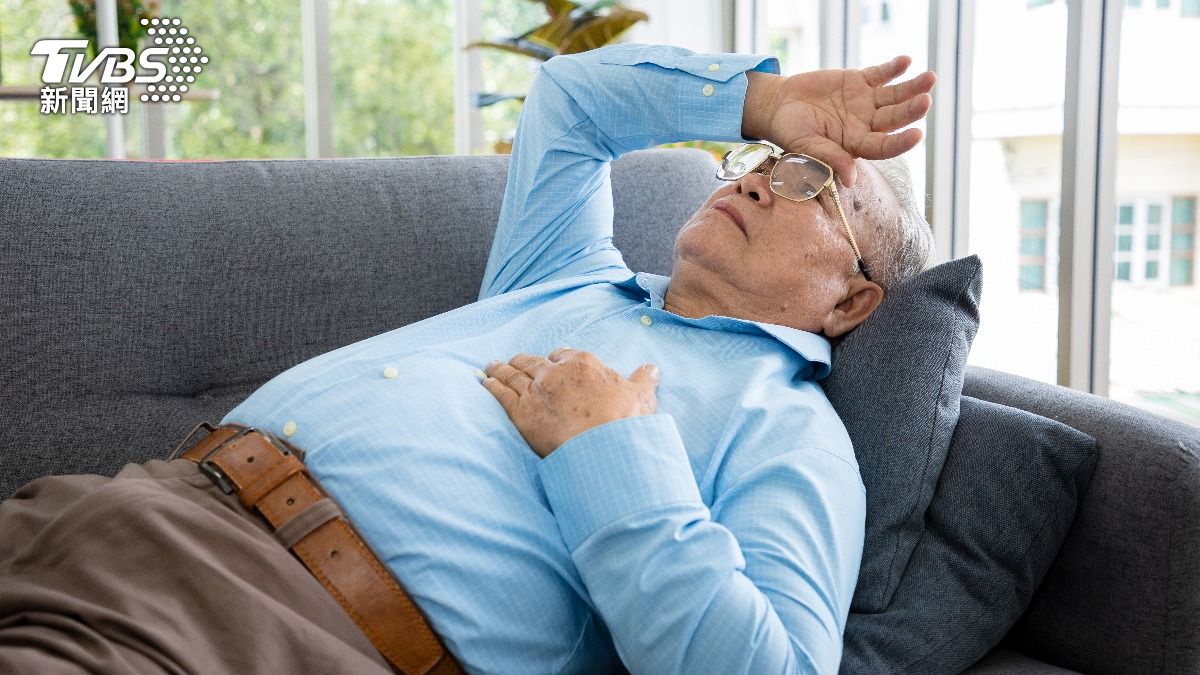 76歲翁「體檢正常」卻突倒下!醫搖頭:忽視5警訊身體早透支