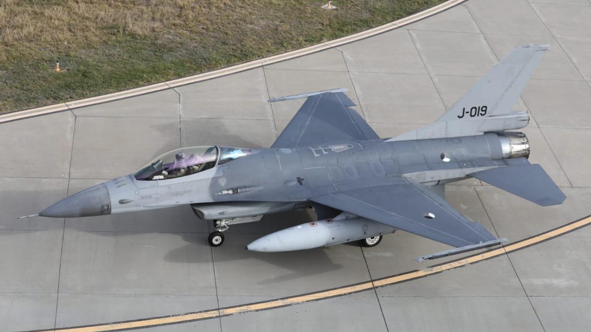 只花35元就買到18架F-16戰機! 羅馬尼亞軍購內幕曝光
