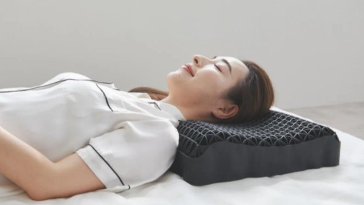 日本超紅失眠救星「無羊枕頭」美式賣場開賣　醫：非人人適合