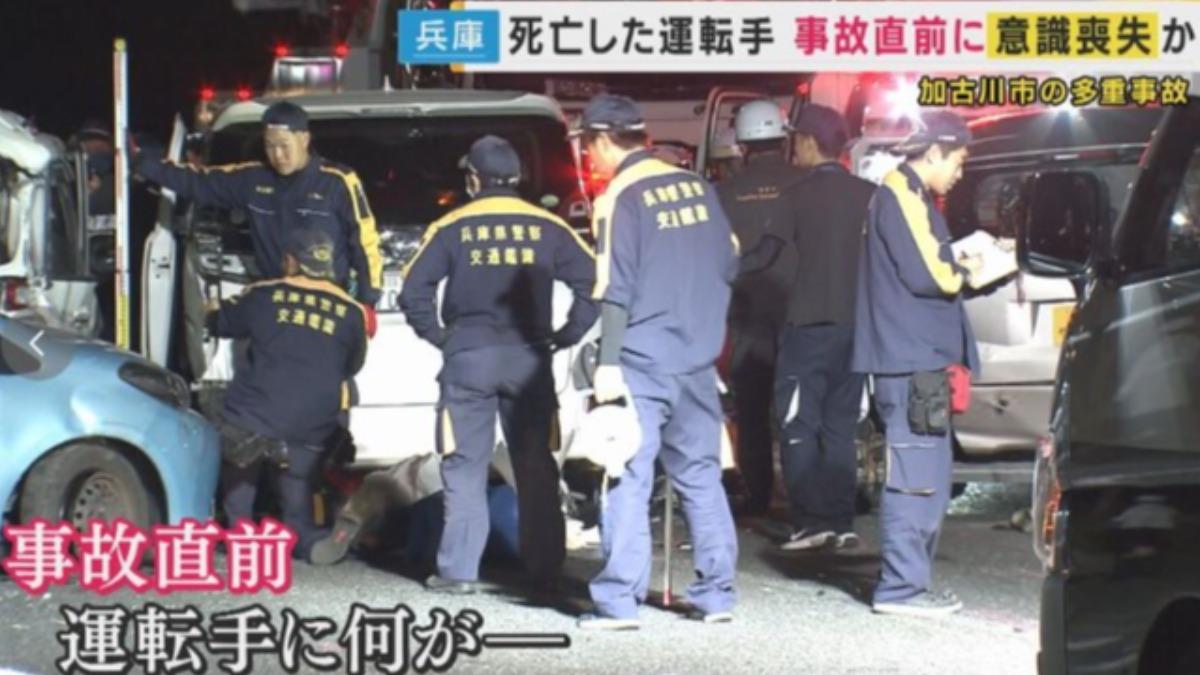 副駕朋友向警方表示，駕駛老翁在事故前癲癇發作失去意識。（圖／翻攝 関西テレビ放送）